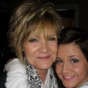 Meet your Posher, Debbie